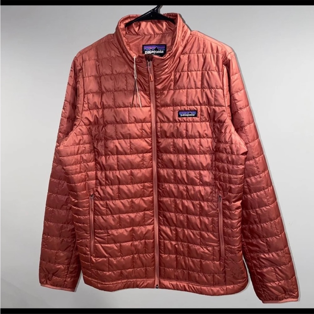 Womens Patagonia nano puff jacket